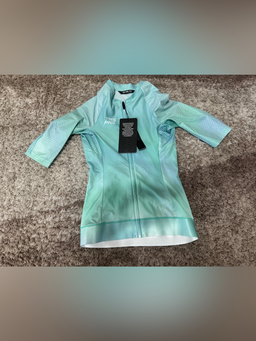 Tres piñas watercolor green woman’s jersey